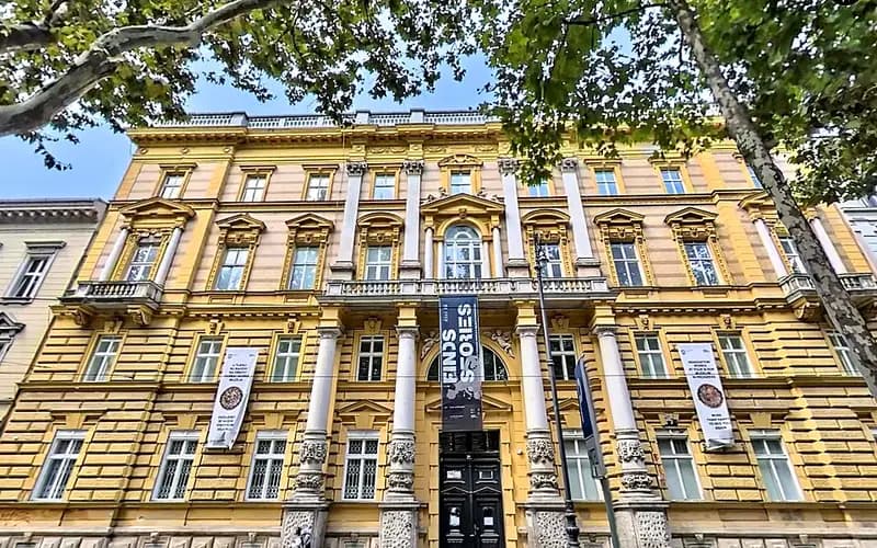 Pročelje Arheološkog muzeja u Zagrebu