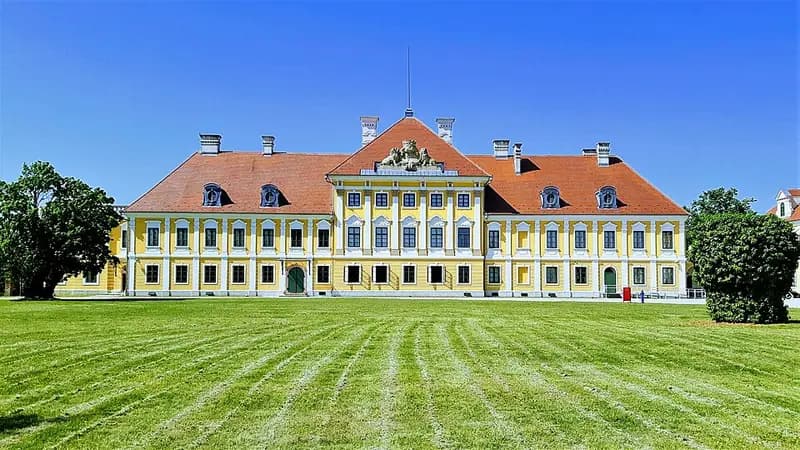 Pročelje dvorca Eltz u Vukovaru